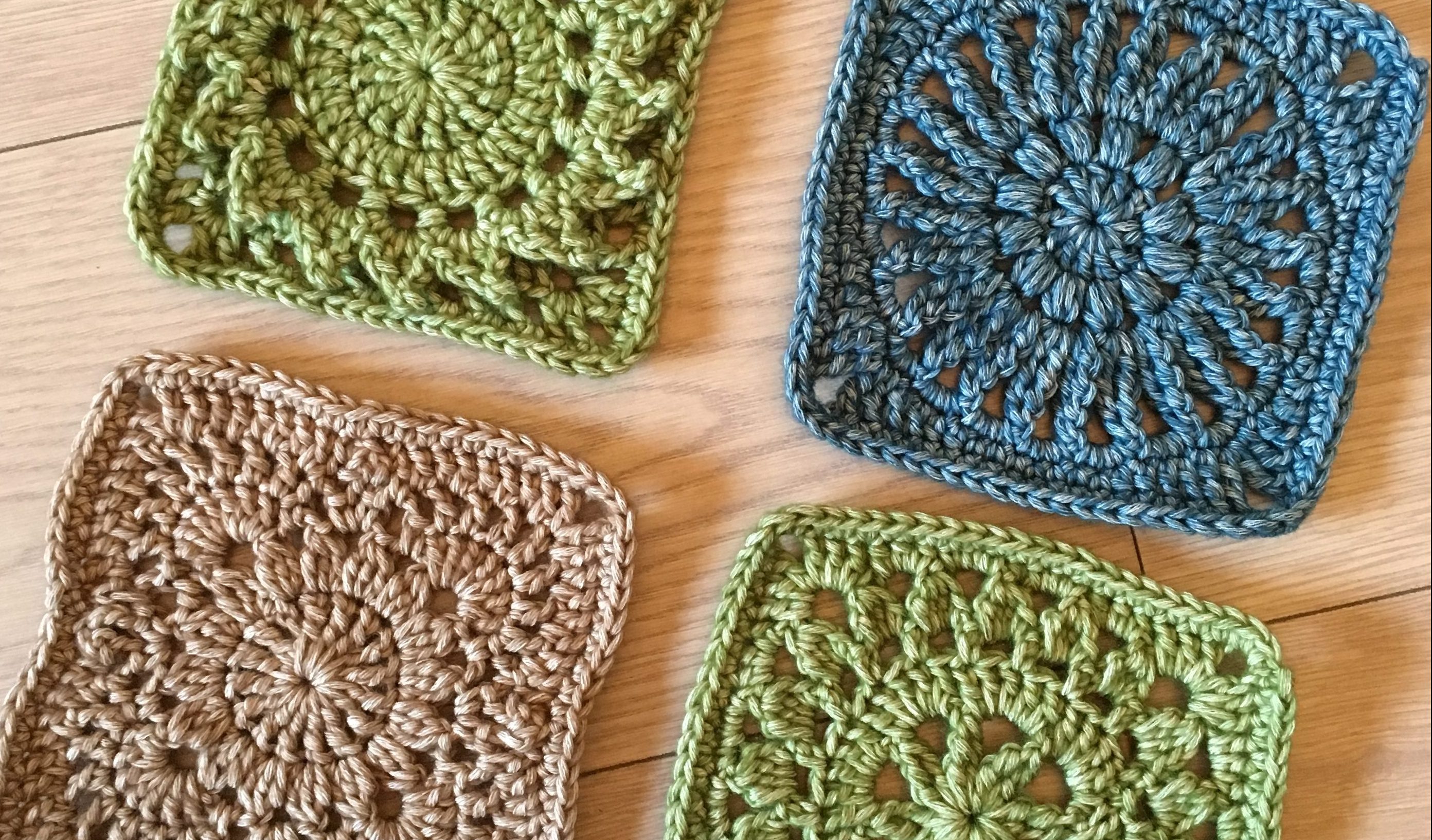 Free Granny Square Crochet Pattern: 4 Floral Motifs, cypress