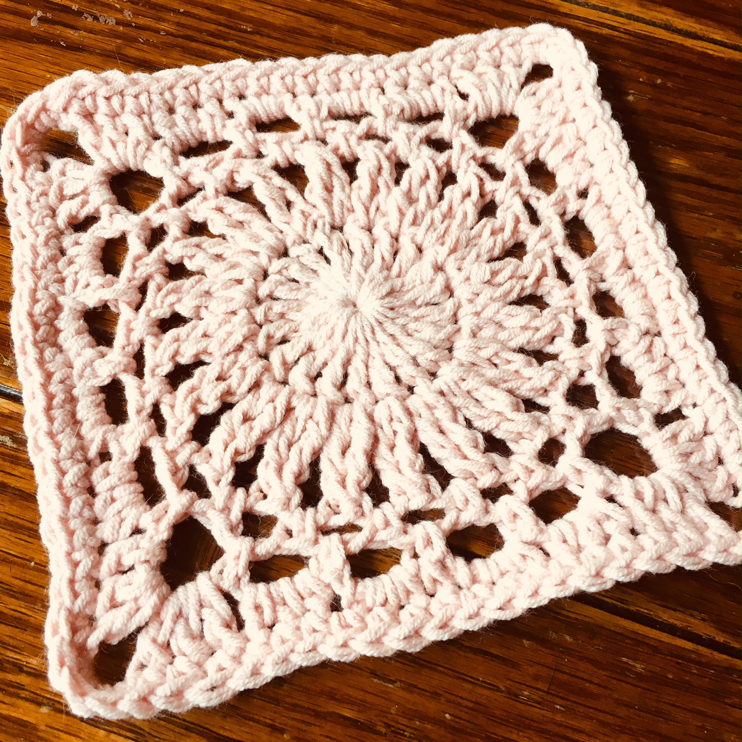 Crochet Motif Weeping Willow Square cypresstextiles